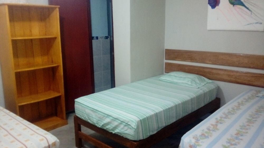 Amazon House Hotel Iquitos Buitenkant foto